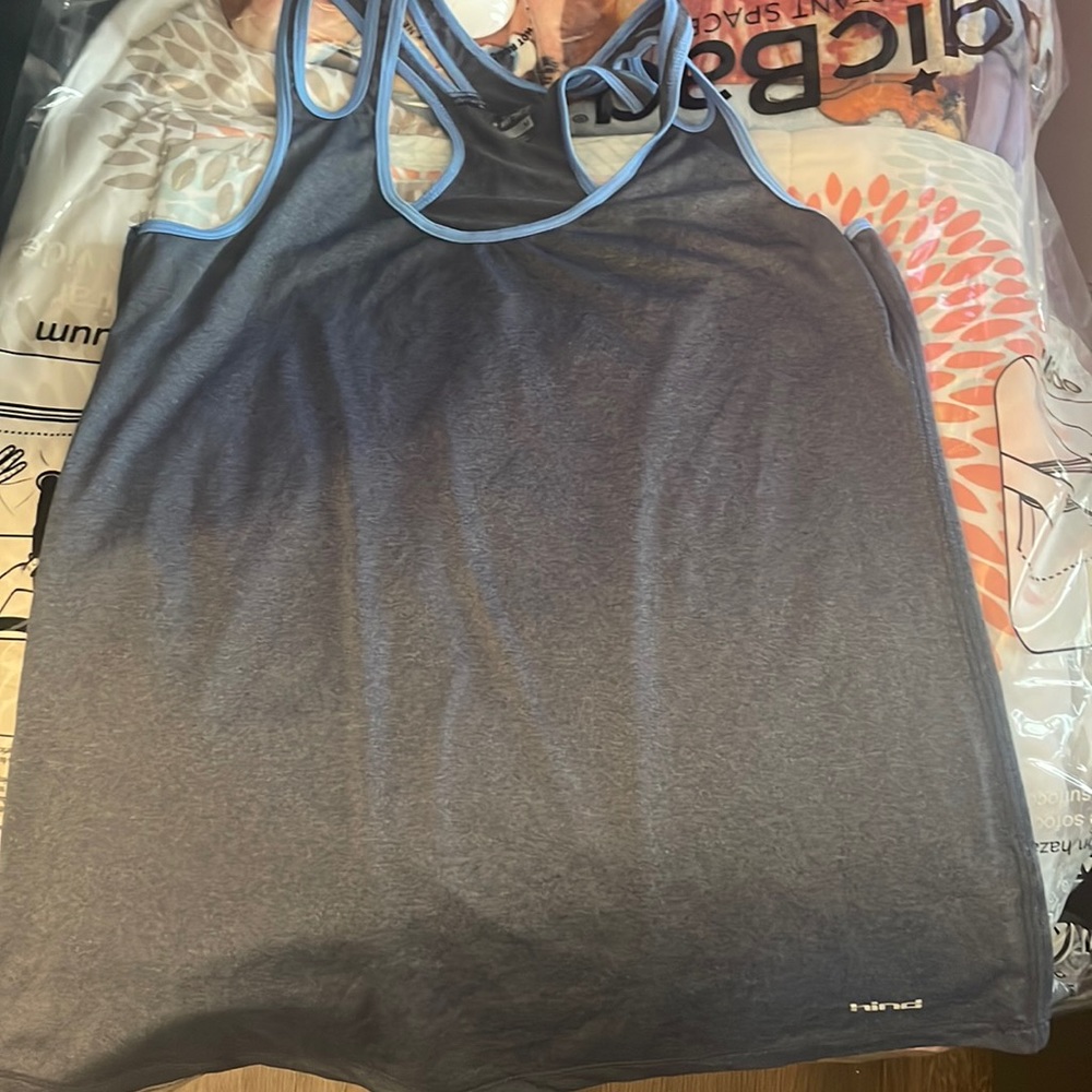 Workout sleeveless shirt
